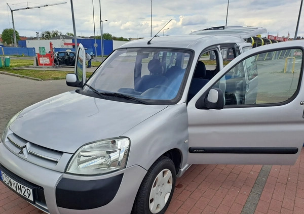 Citroen Berlingo cena 9900 przebieg: 220370, rok produkcji 2003 z Świecie małe 37